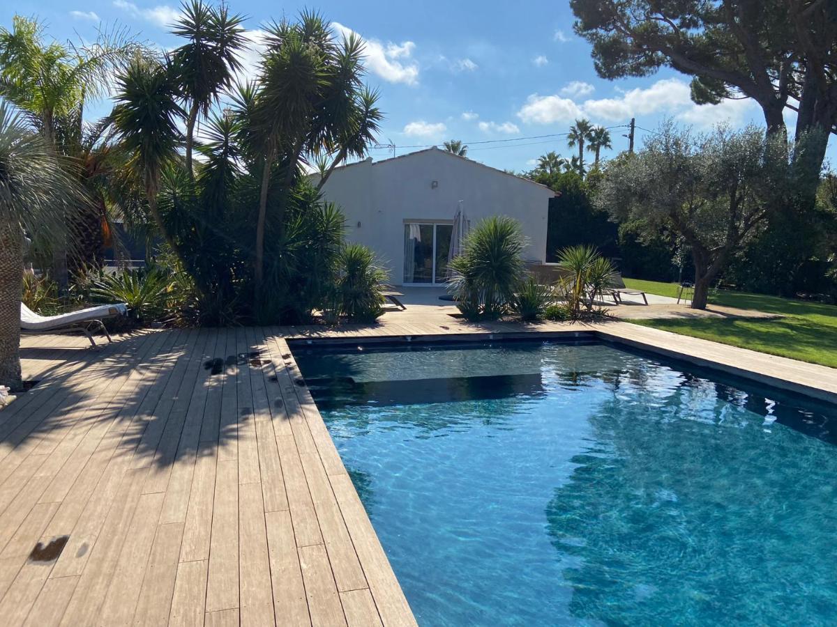 Le Mas De La Dame Saint-Tropez Exterior foto